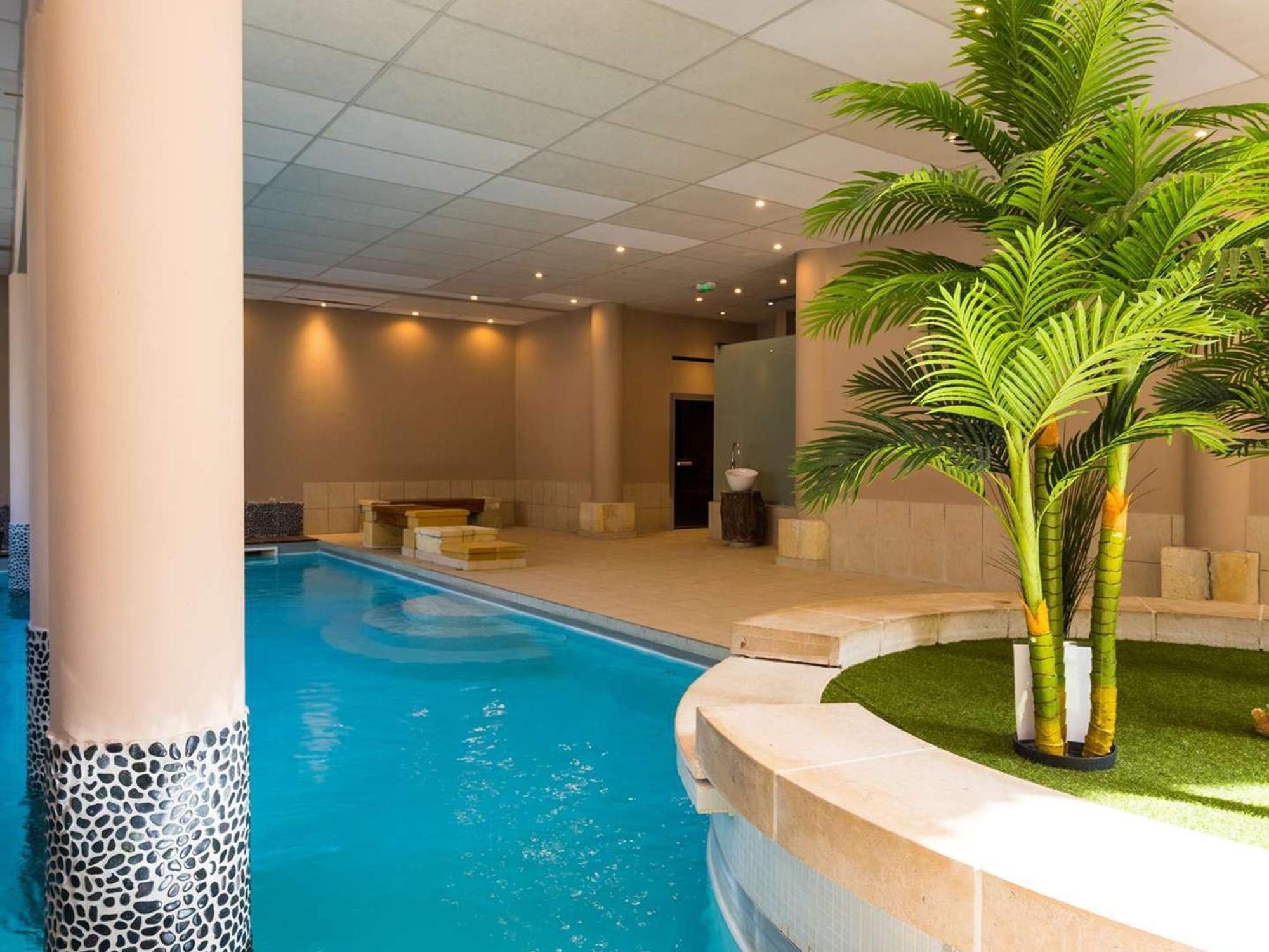 Appartement 10 Pers Avec Piscine, Sauna Et Parking En Centre-Ville De Saint-Lary-Soulan - Fr-1-296-394 Екстериор снимка